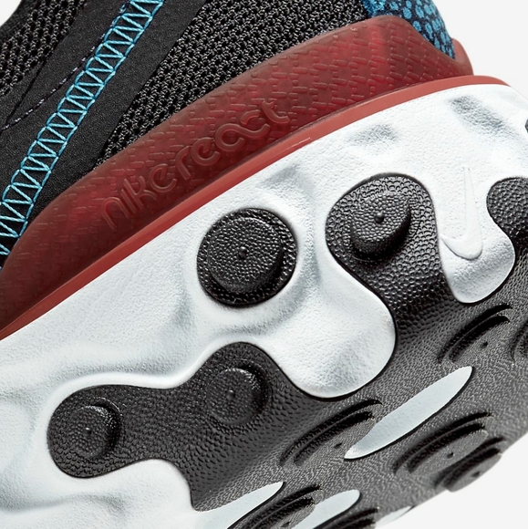 Nike React Element 55 SE